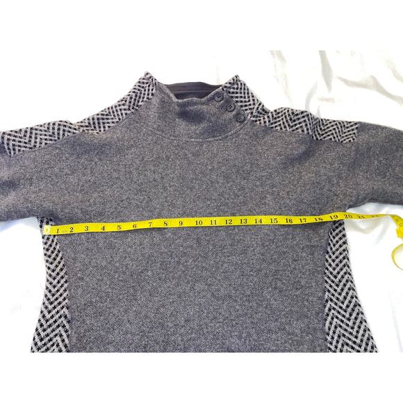 Marmot Wool Blend Sweater - Size M - Color Blocking Design - Picture 7 of 13